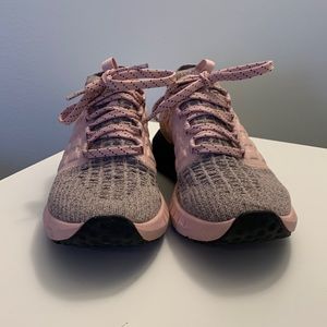 Under Armour Sneakers